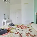 Апартаменты House Paradise Перледо