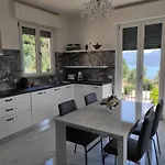House Paradise * Perledo