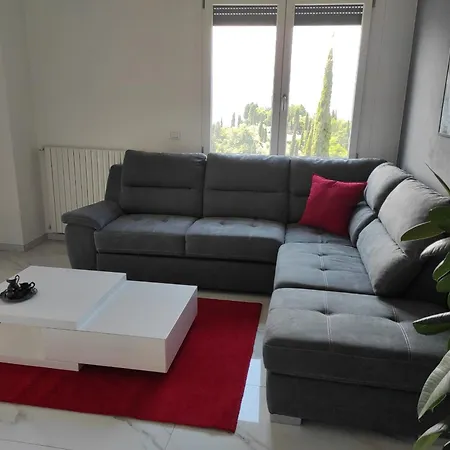 Apartament House Paradise *