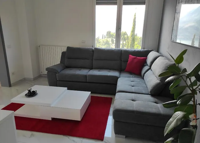 Apartament House Paradise *